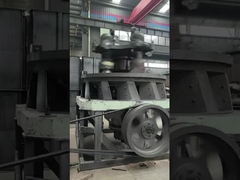 हाइड्रोलिक घुमावदार क्रशर कास्टिंग और फोर्जिंग