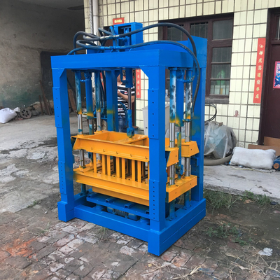 QT12-15C मल्टी फंक्शनल ऑटोमैटिक ब्लॉक मेकिंग मशीन 20 सेकंड / टाइम