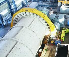 खनन के लिए ऑटोजेनस सैग बॉल मिल अयस्क ग्राइंडिंग 700 - 1500 Kw