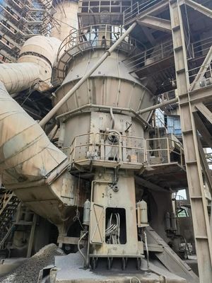 धातु और गैर धातु अयस्क के कुचलने और पीसने के लिए ऊर्ध्वाधर सर्पिल मिल